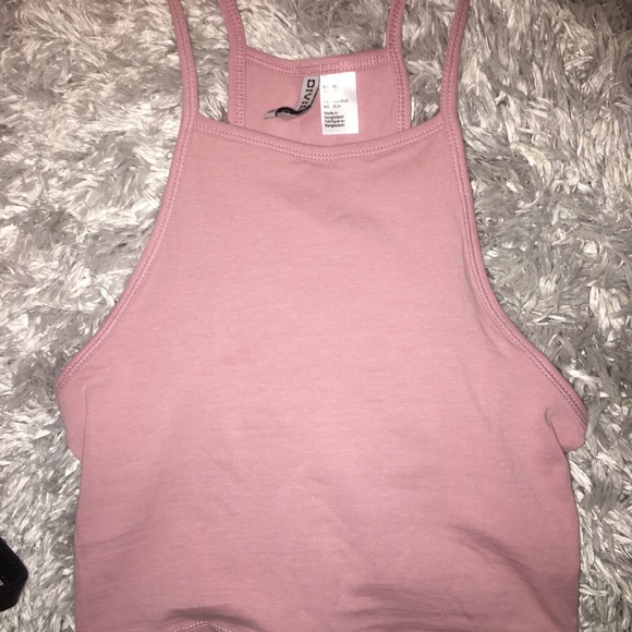 ***(bundle) cropped tank tops - Picture 1 of 10